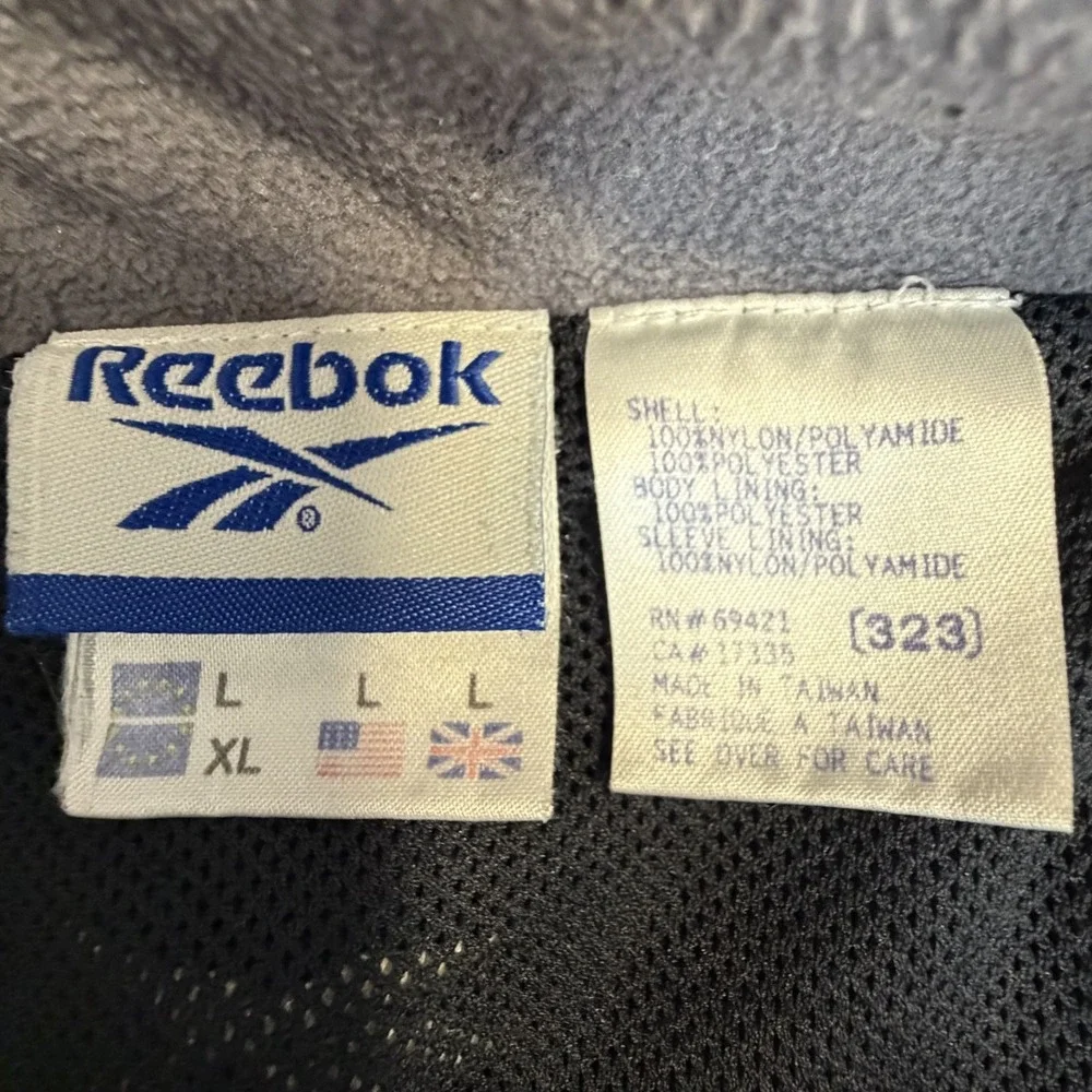 Reebok this vintage
